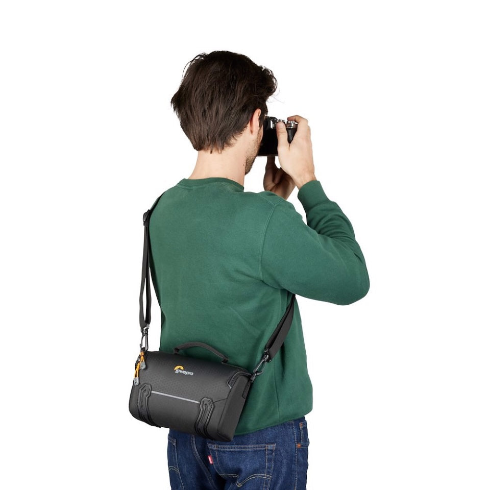 External synced image