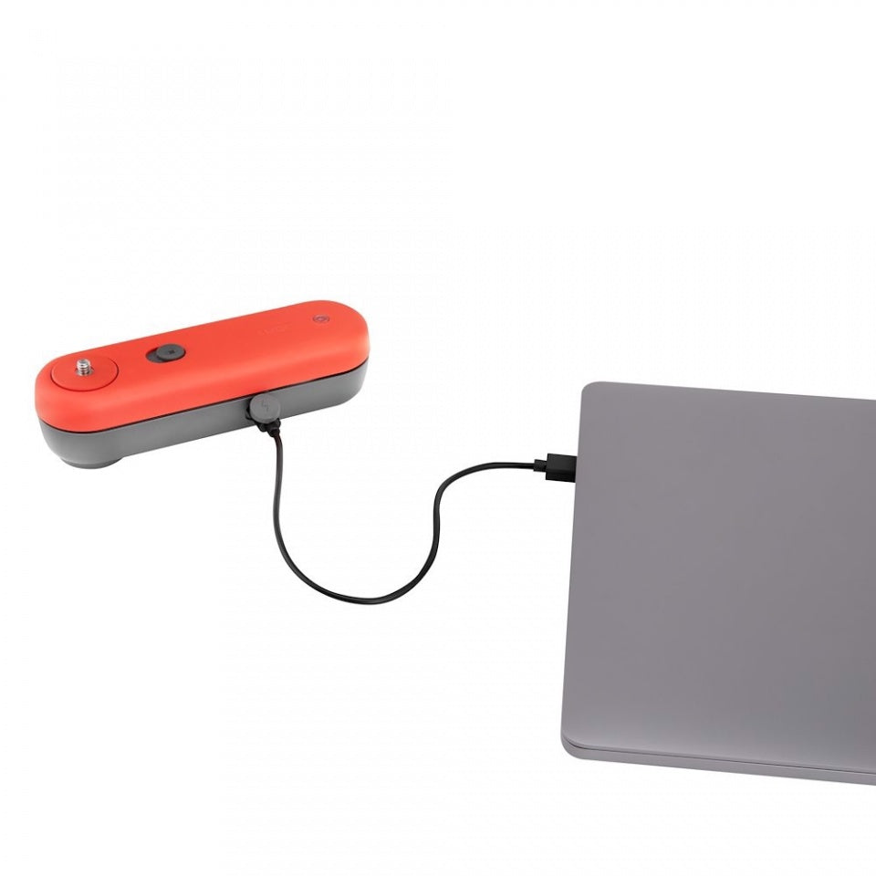 External synced image