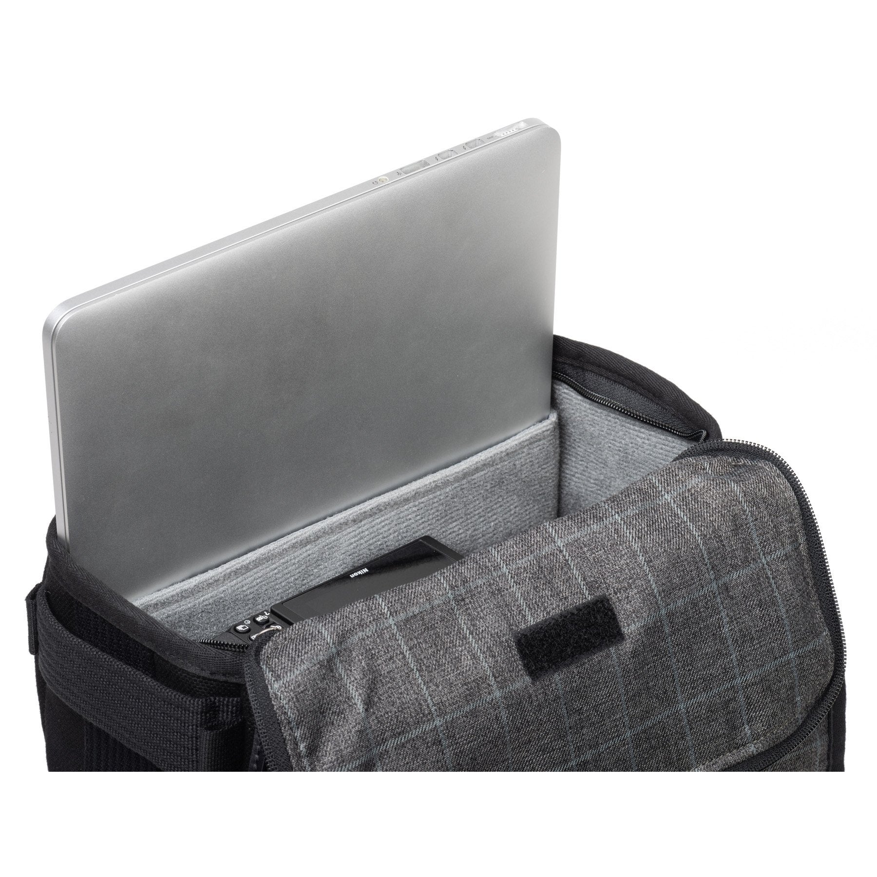 External synced image