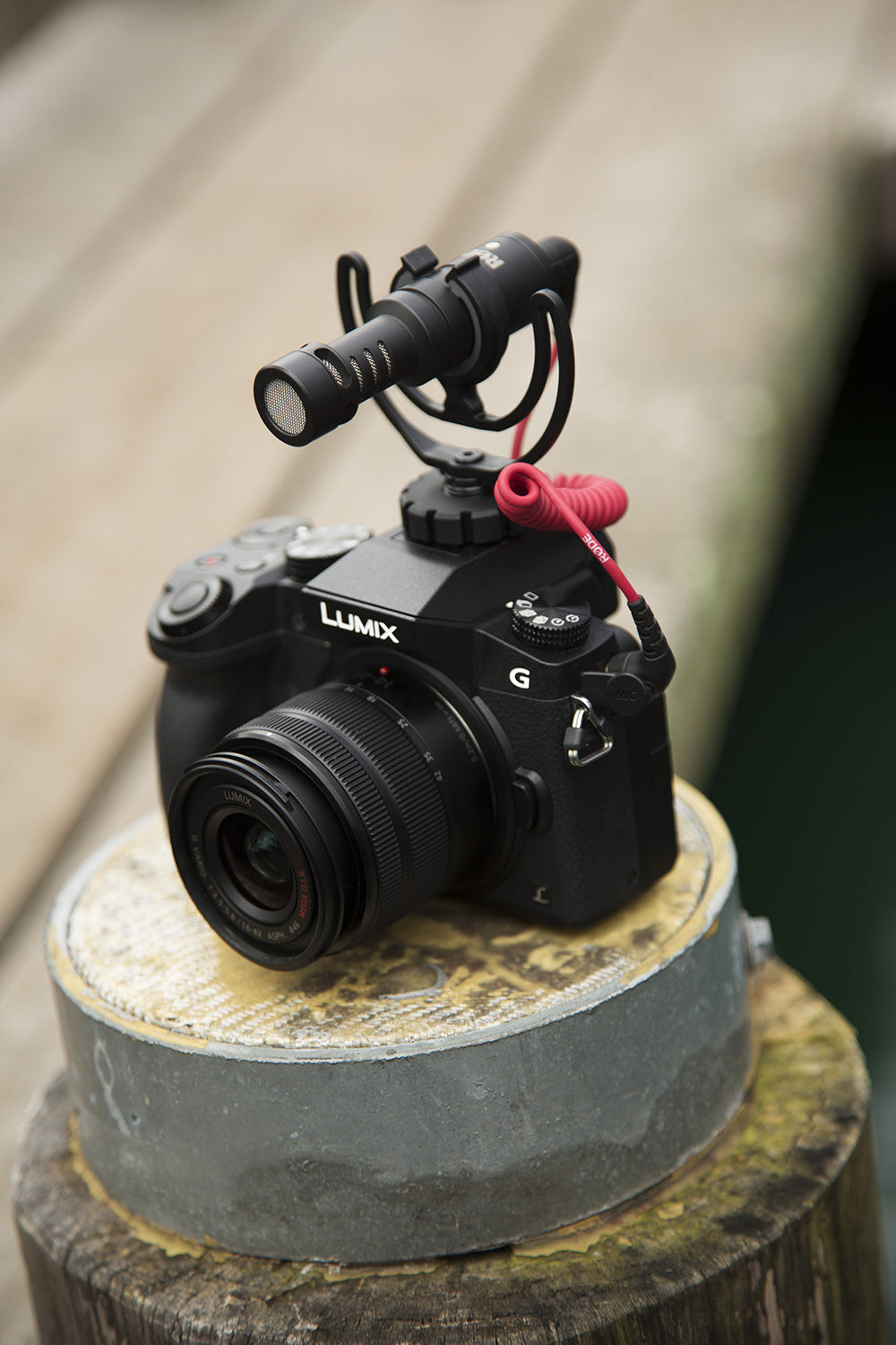 External synced image