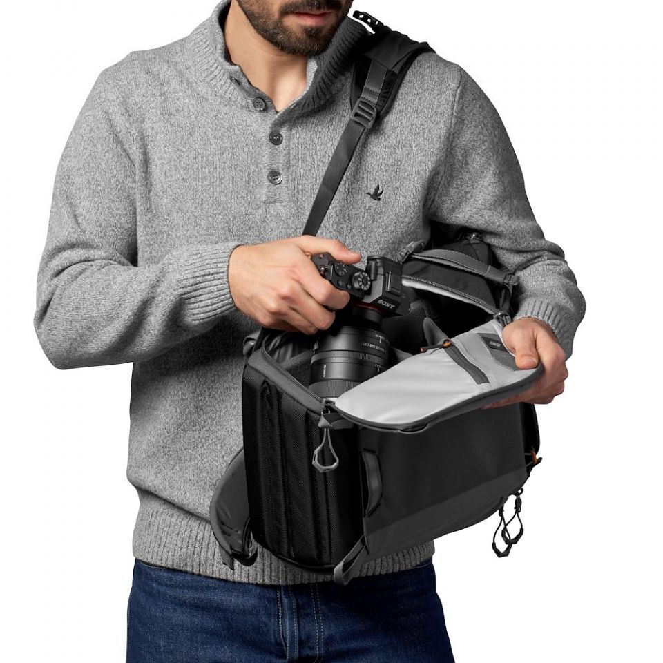 External synced image