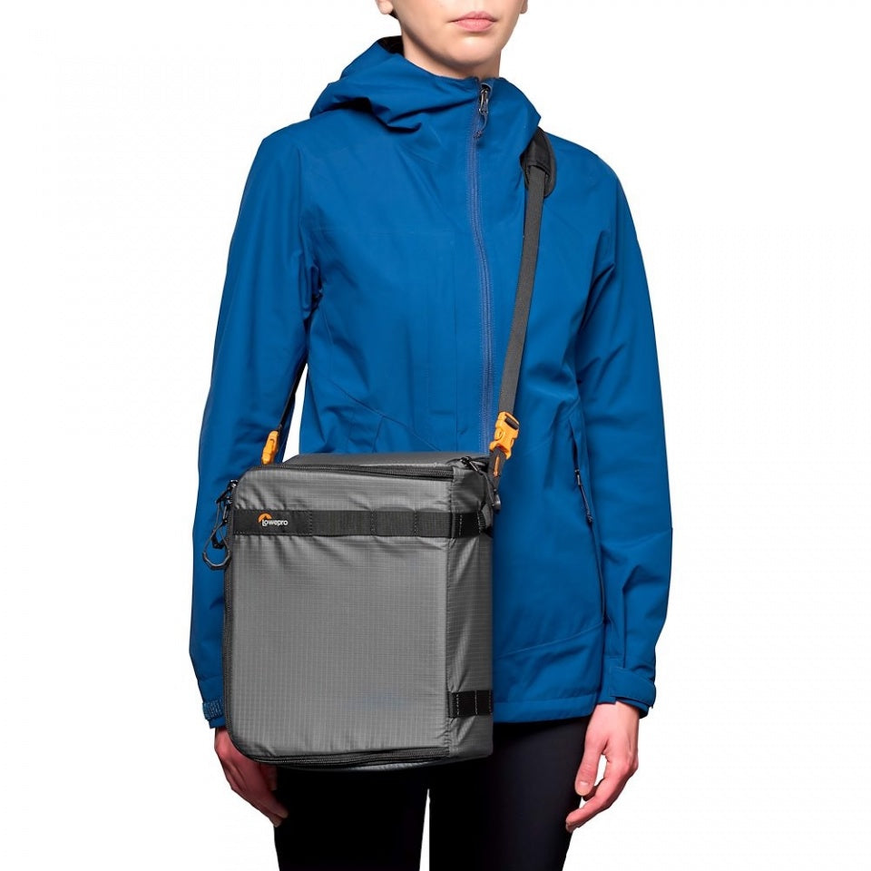 External synced image