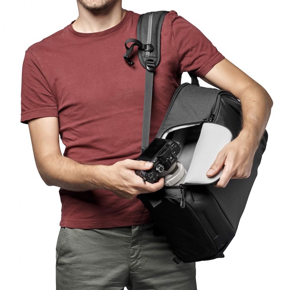 External synced image