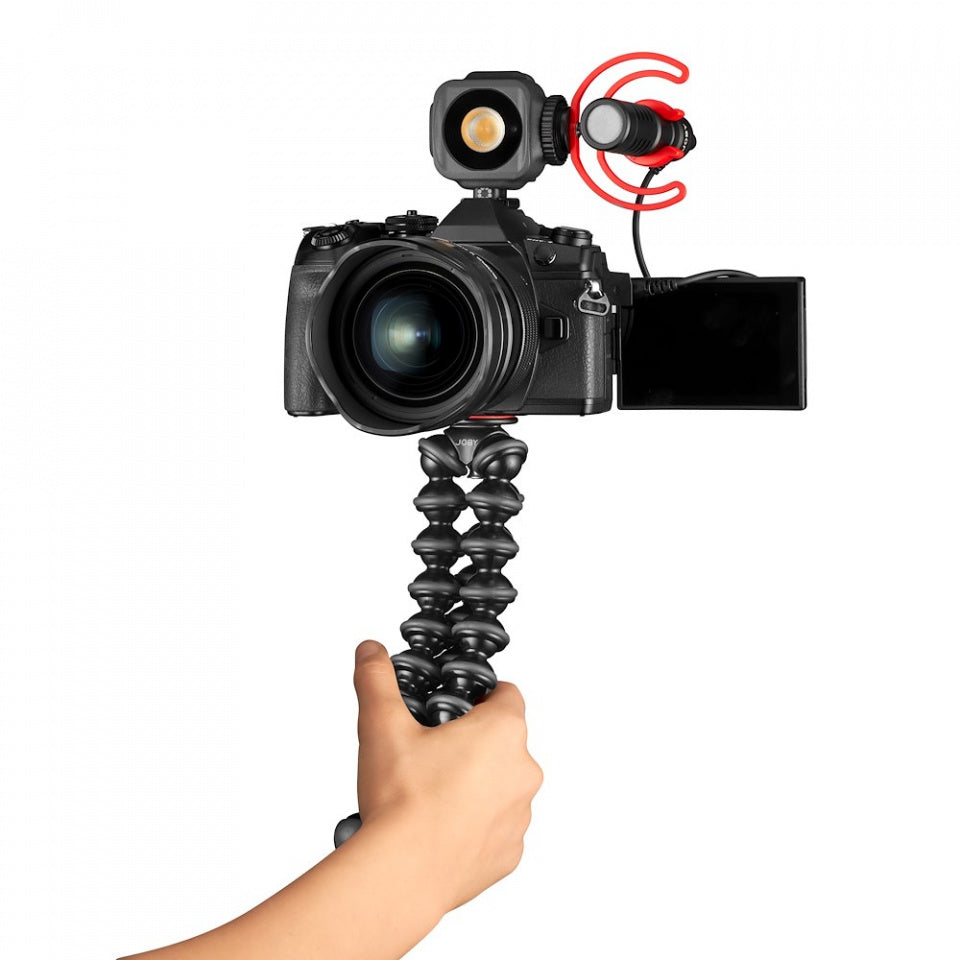 External synced image